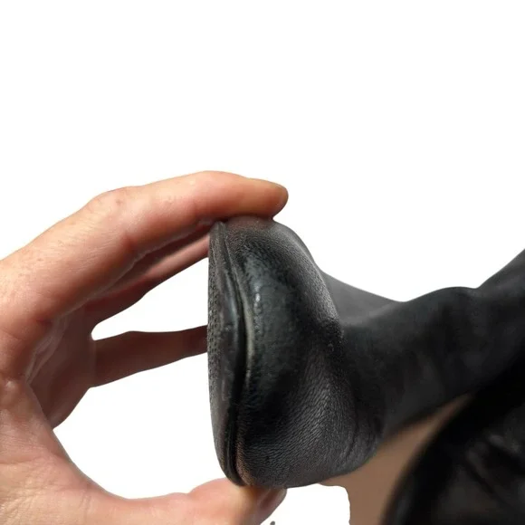 STUART WEITZMAN‎ Womens Black Pebbled Leather Ankle Boots Size 8 Back Zip - Picture 4 of 14